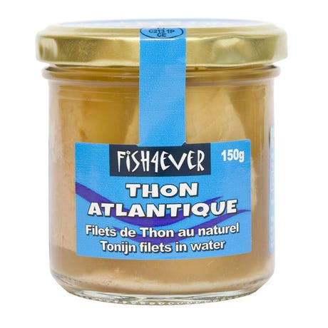 (skipjack) tonijn in water - glas